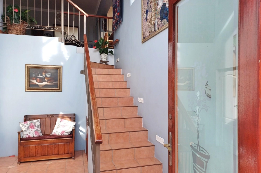 3 Bedroom Property for Sale in Tergniet Western Cape